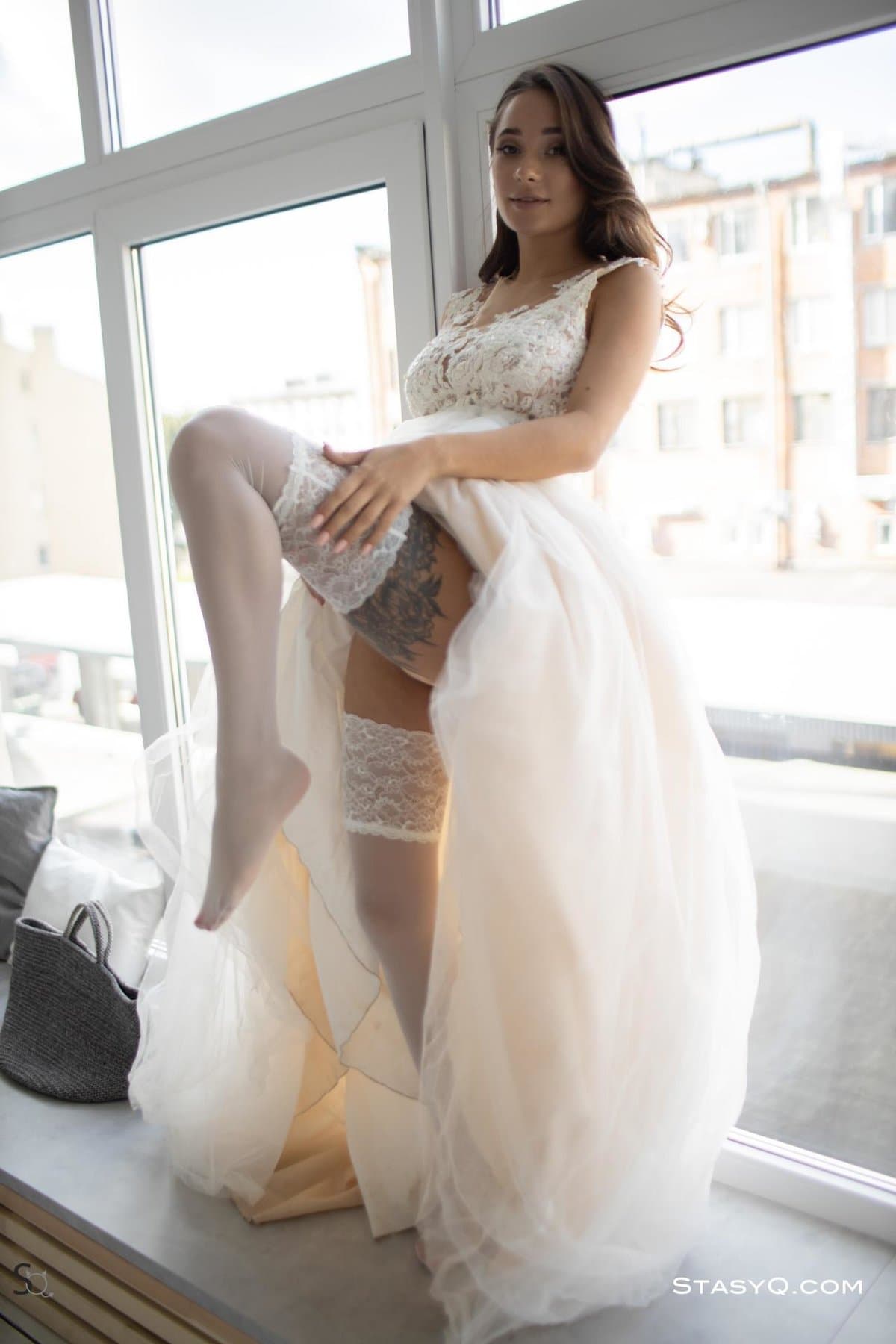 Busty Shaved Brunette Bride Liya Silver with Big Naturals Wearing White  Stockings - Image Gallery #533063